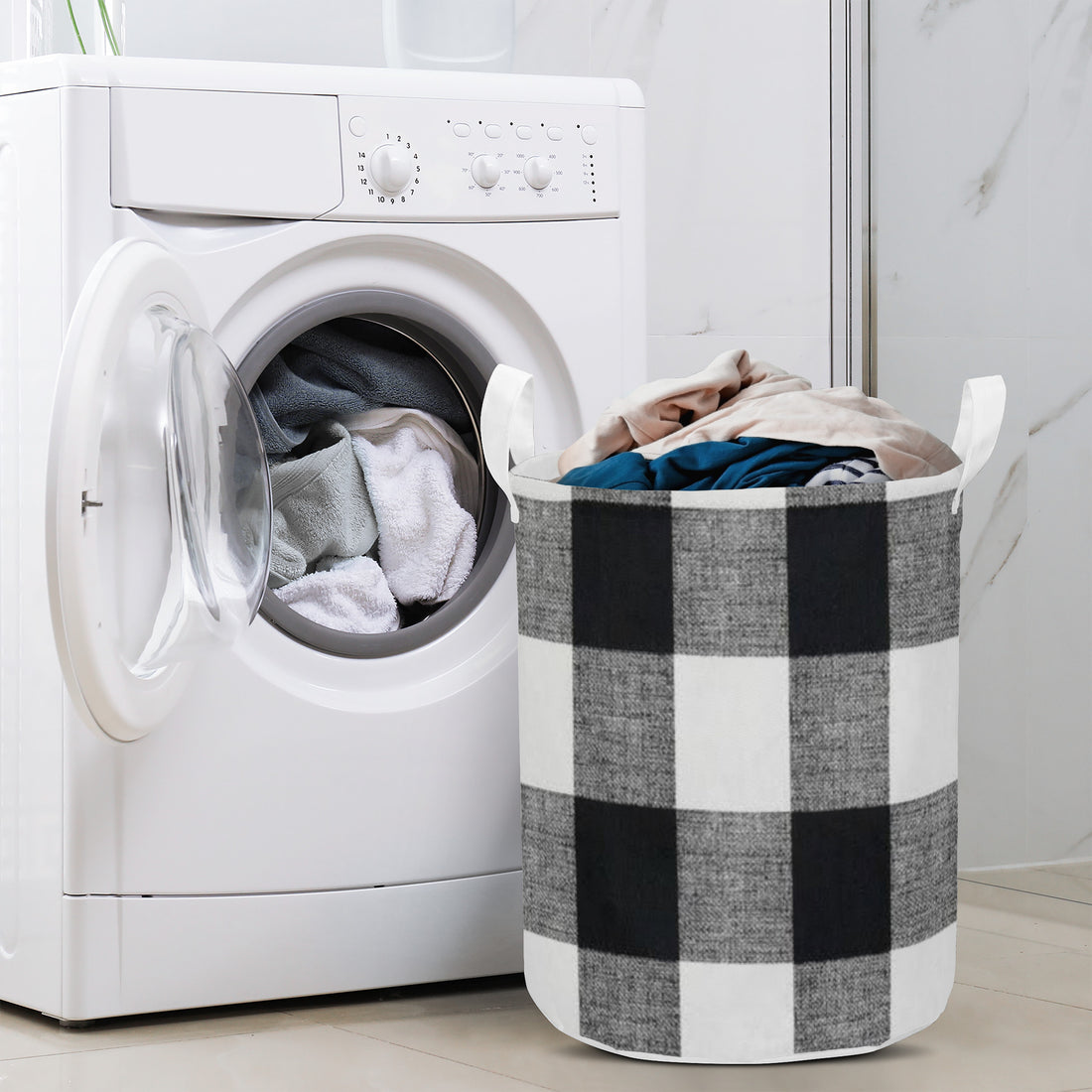 Round Laundry Basket Christmas decor