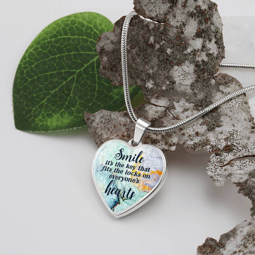 Luxury Heart pendant Necklace Smile it's the Key that fits the locks on everyone's Hearts.