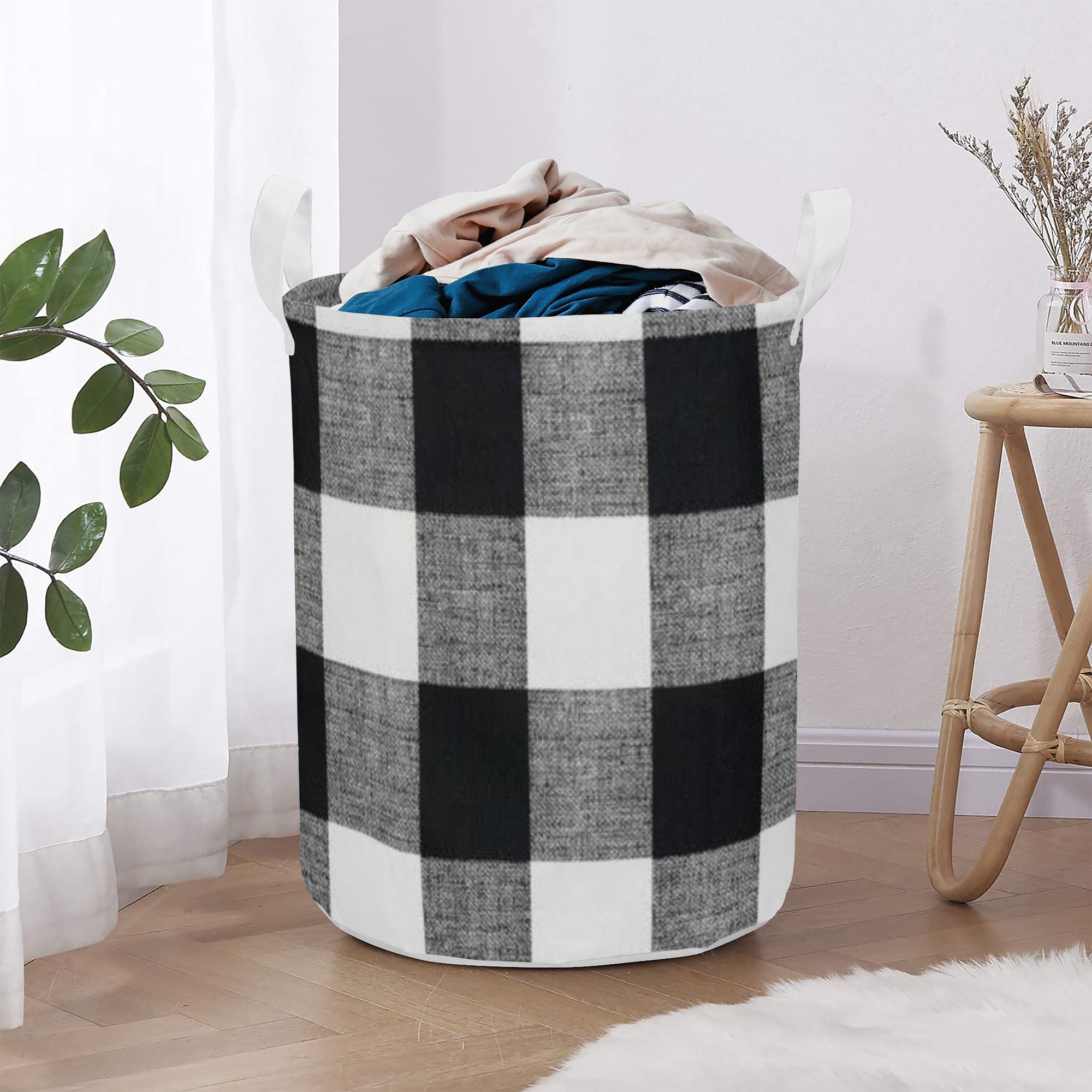 Round Laundry Basket Christmas decor